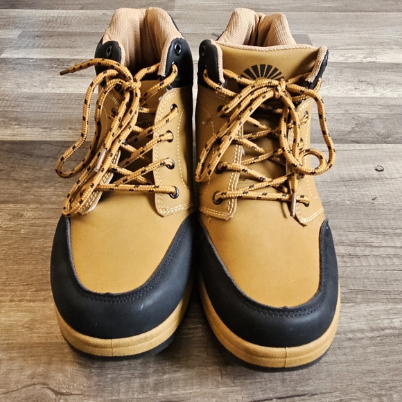 Akademiks hiking / work boots - Picture 1 of 5